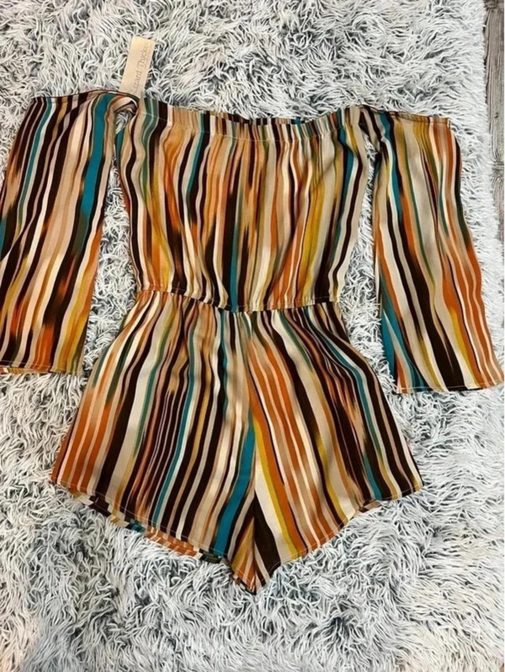 Lizard Thicket “The Cow” Off Shoulder Striped Romper Women’s Small V-005